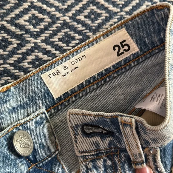 Rag & Bone Shorts Womens 25 Blue Mallory Vintage Bermuda Mid Rise Raw Hem - Picture 2 of 2